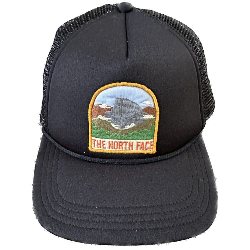 North Face Valley Trucker Hat Black Mesh - Snapback